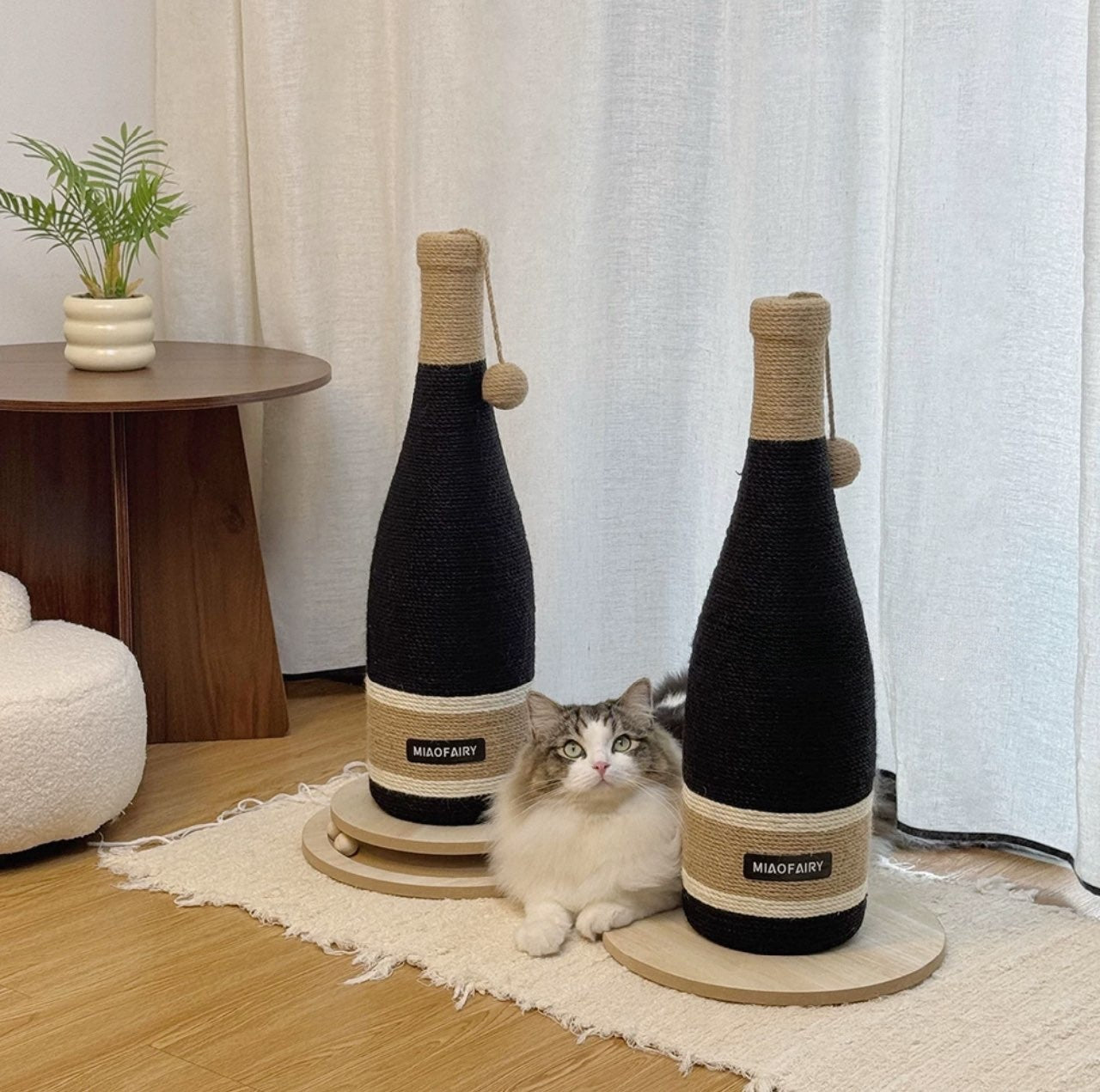 Luxury Cat Scratcher Post – Wine Bottle Design