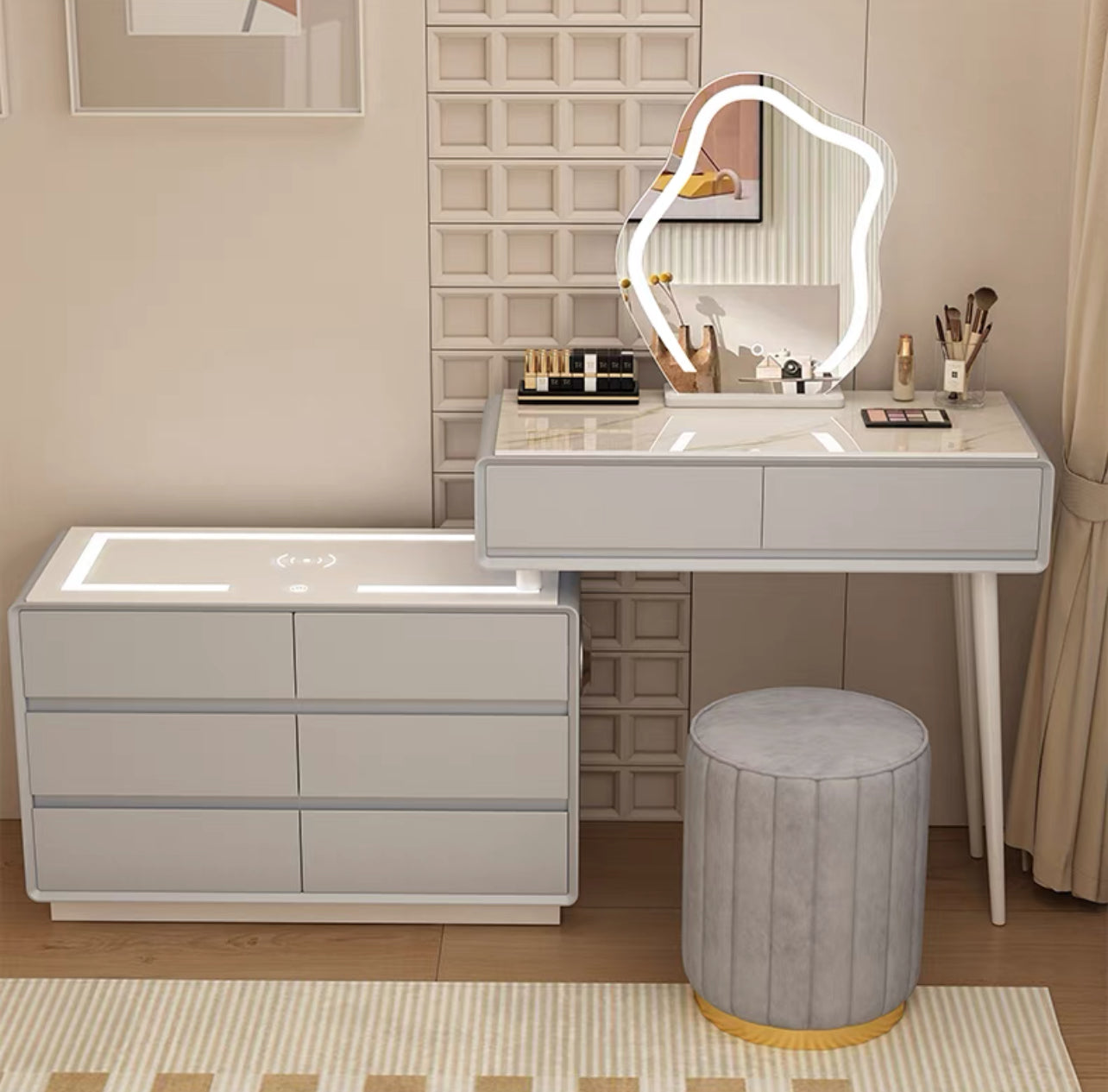 Eclat Vanity Suite