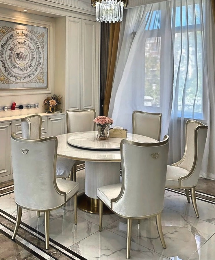 Elegance Royale