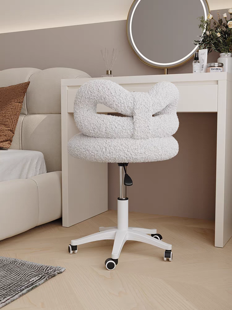 Cozy Comfort Bow Chair