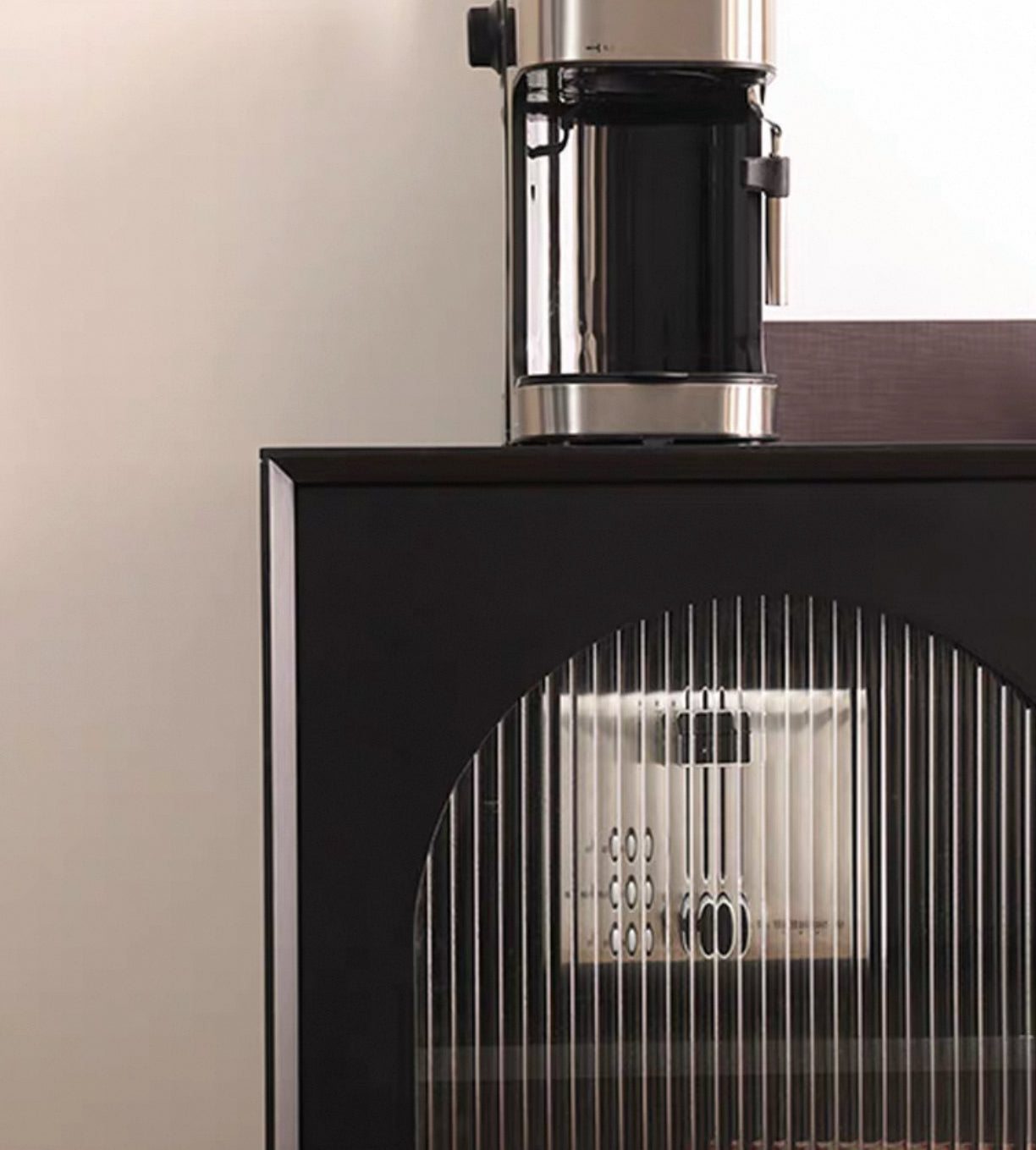 Arco Noir Sideboard