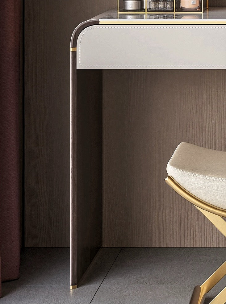 The Luxe Reverie Vanity