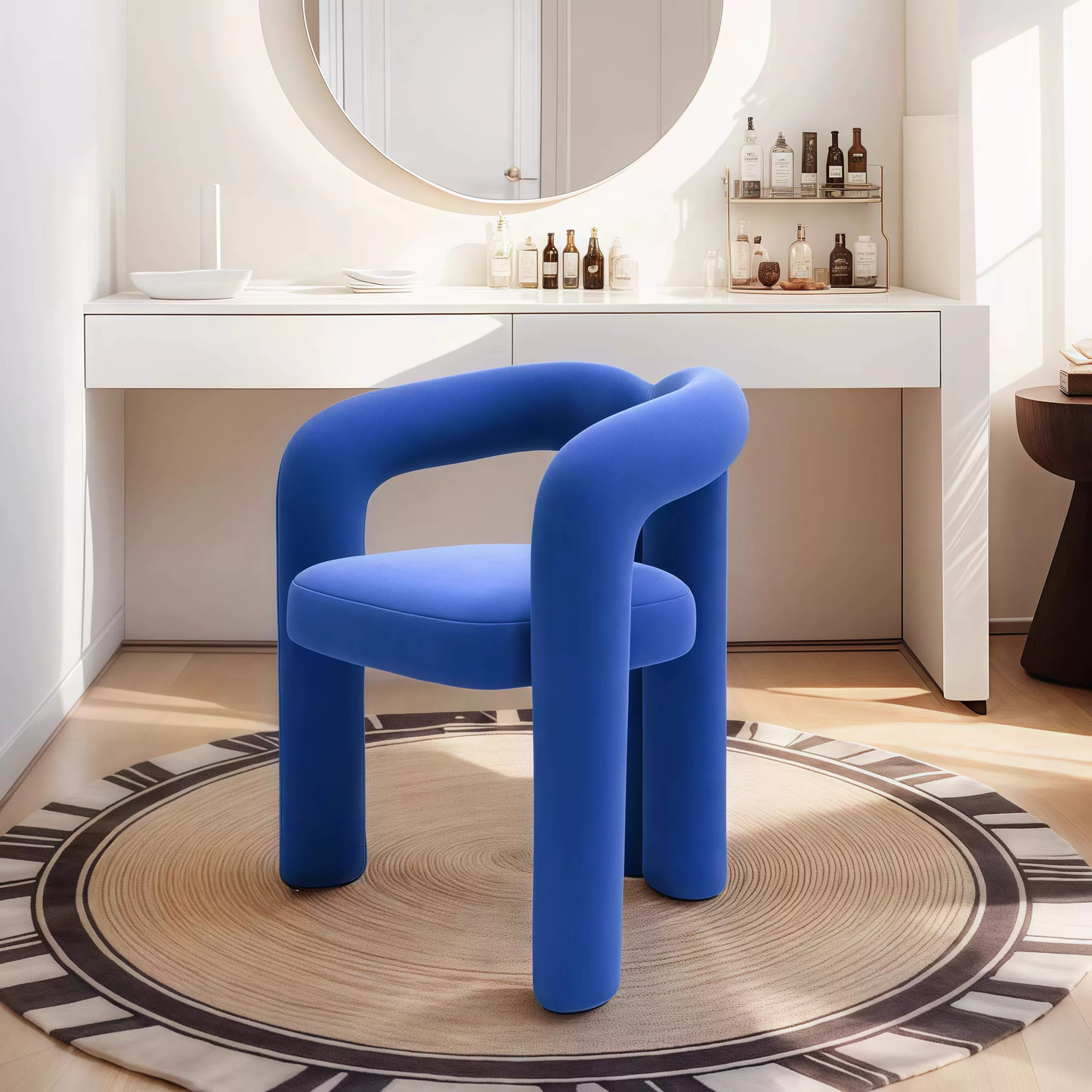Luna Embrace™ Cream Velvet Cosmetic Chair