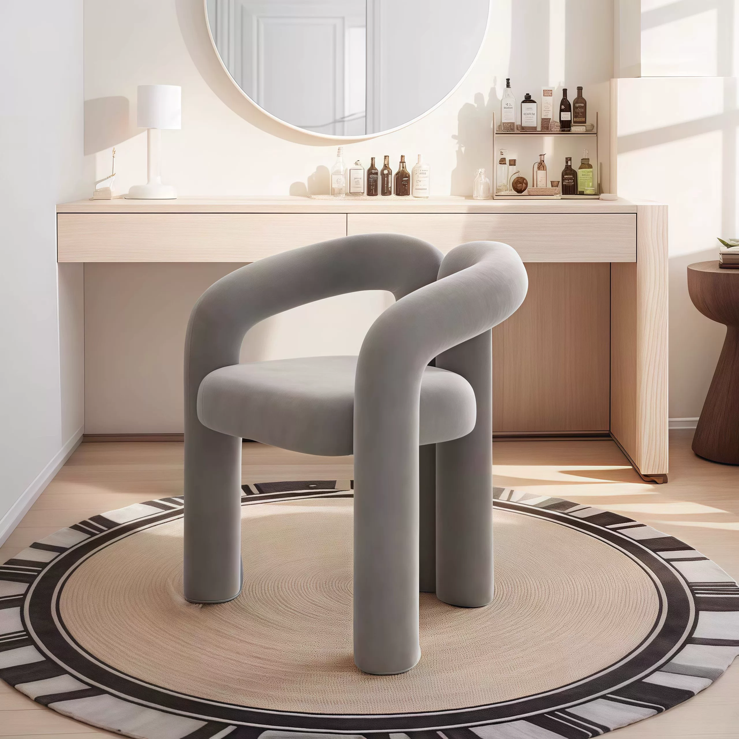 Luna Embrace™ Cream Velvet Cosmetic Chair