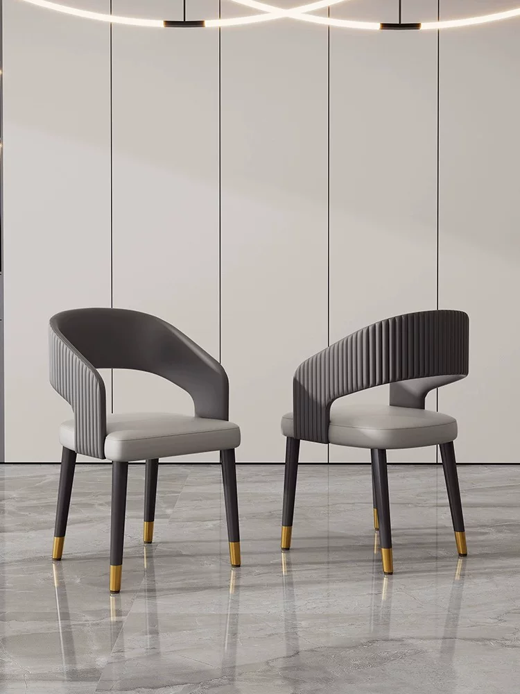 Aurelia Curve Dining Chair